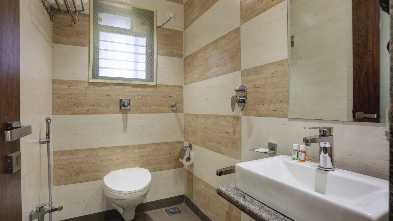 Photo of Bathroom in Cuffe Parade
