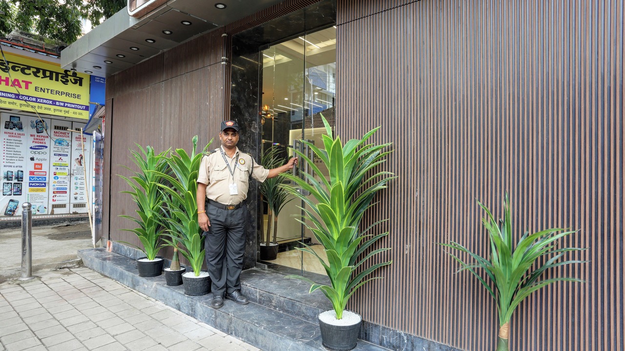 Photo of Others in Cuffe Parade