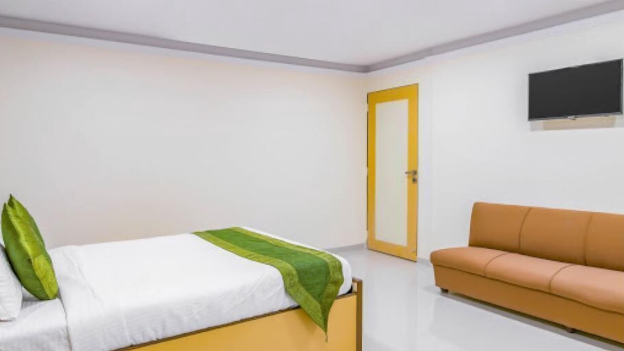 Photo of Bedroom in Malad West