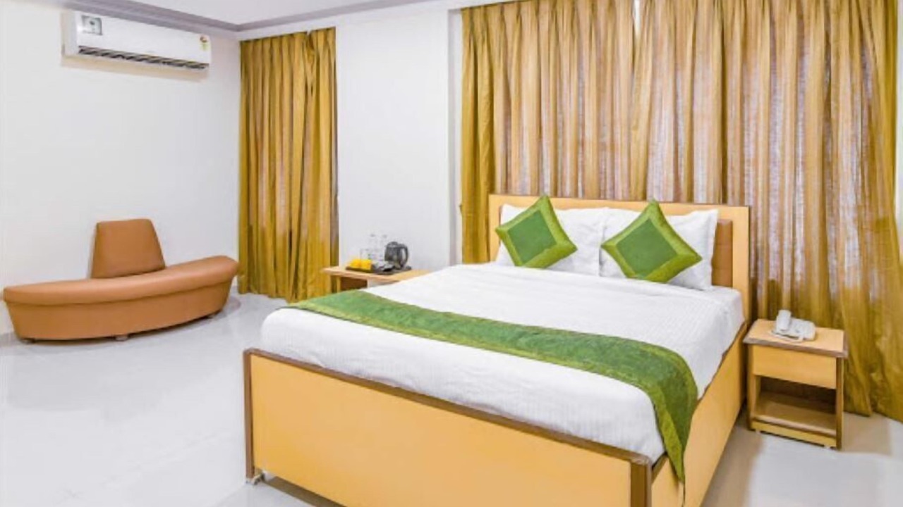 Photo of Bedroom in Malad West