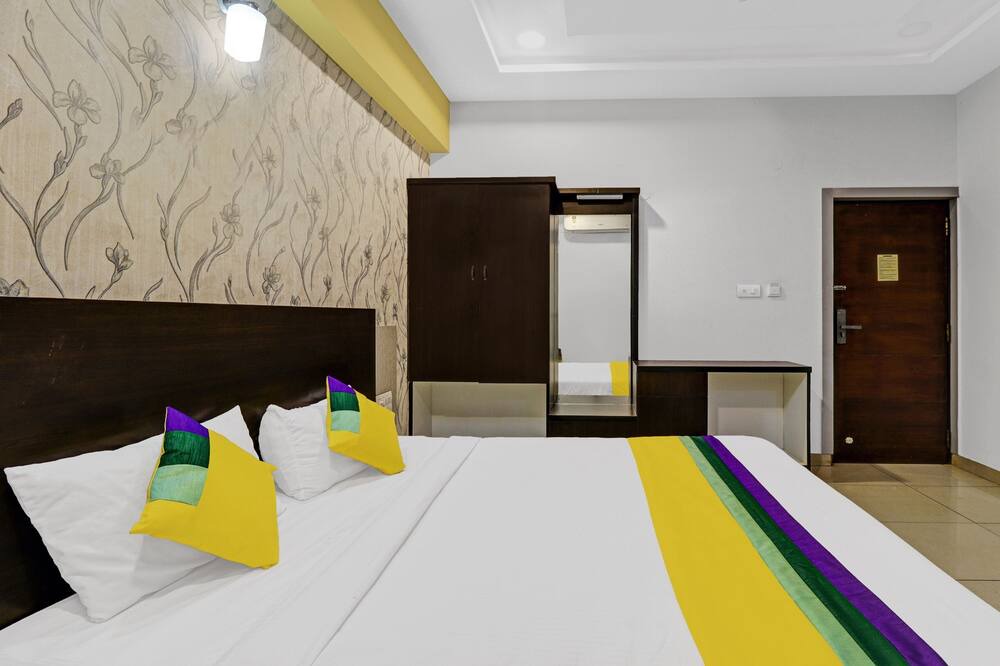 Photo of Bedroom in Chikkamagaluru