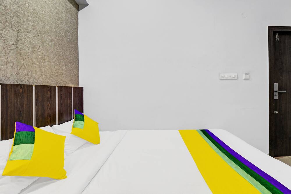 Photo of Bedroom in Chikkamagaluru