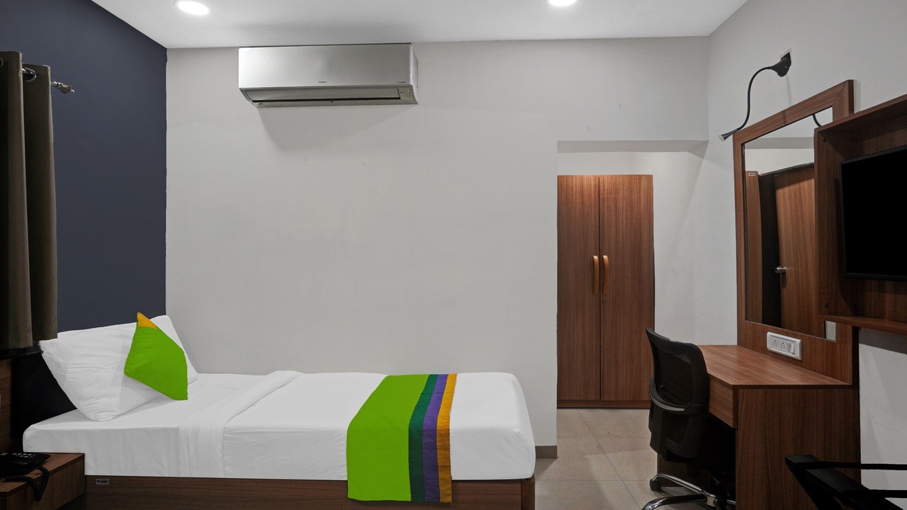 Photo of Bedroom in Surat