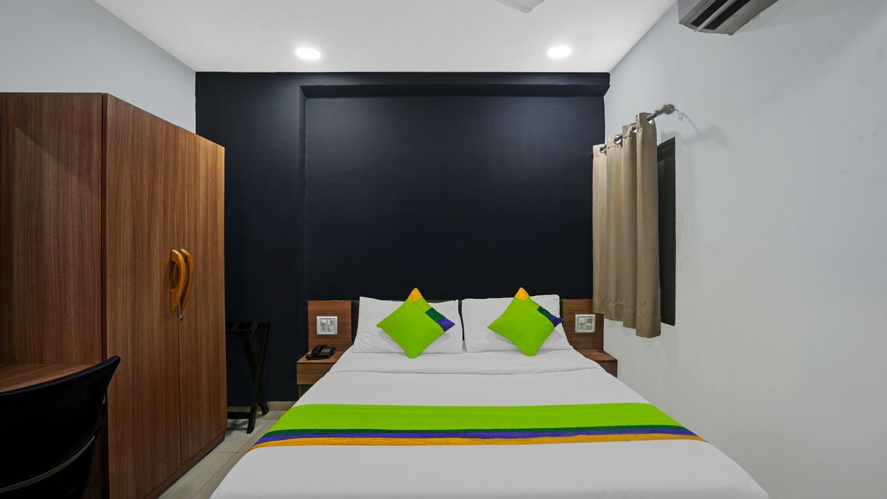 Photo of Bedroom in Surat