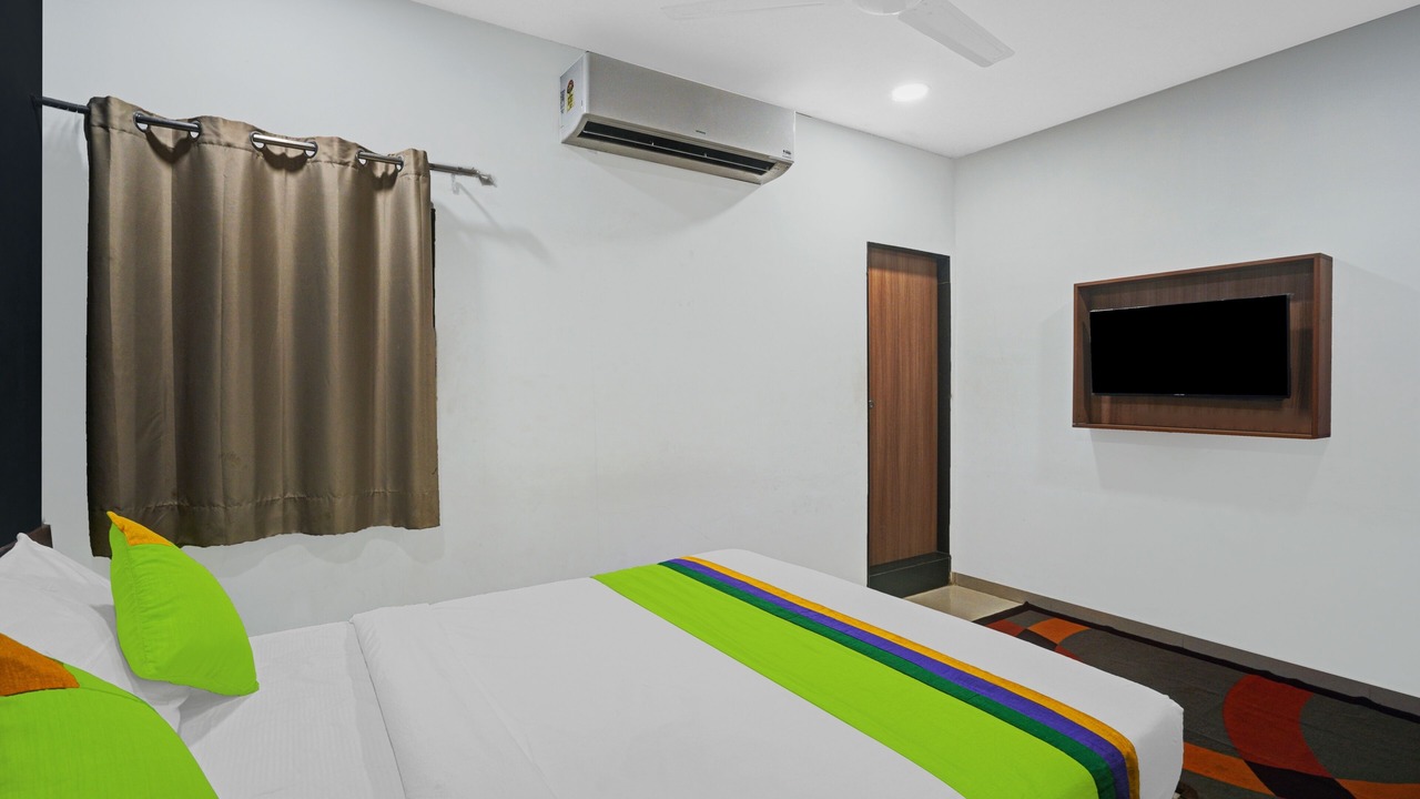Photo of Bedroom in Surat
