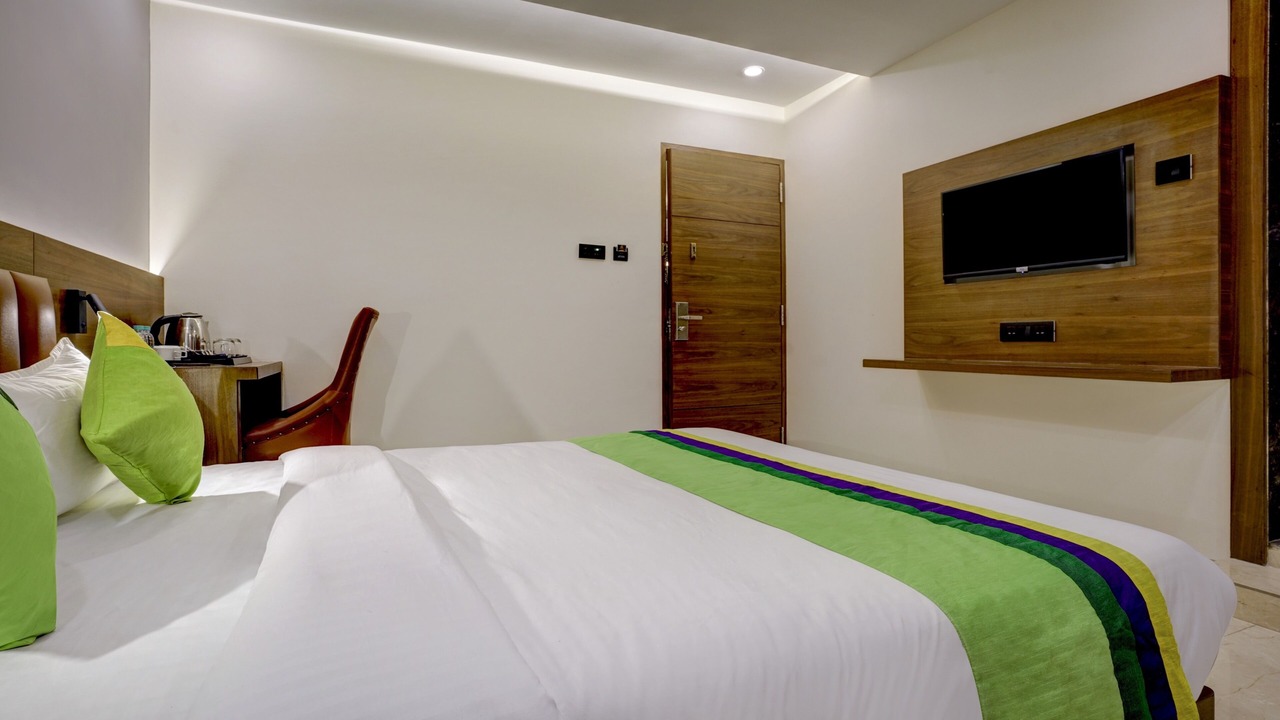 Photo of Bedroom in Marol