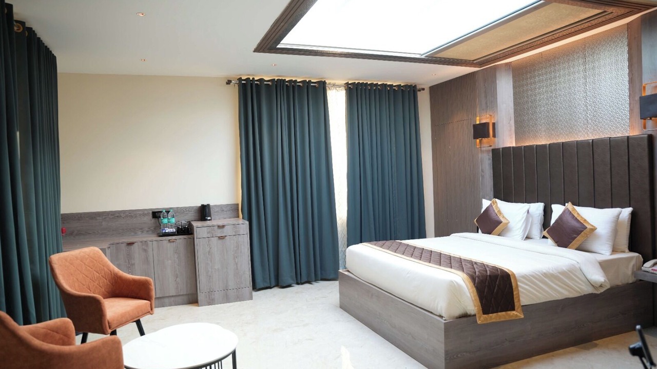Photo of Bedroom in Hampankatta