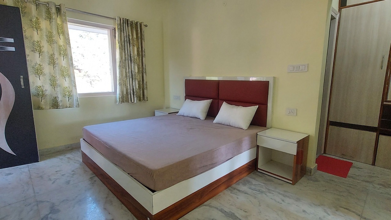 Photo of Bedroom in Bhimtal
