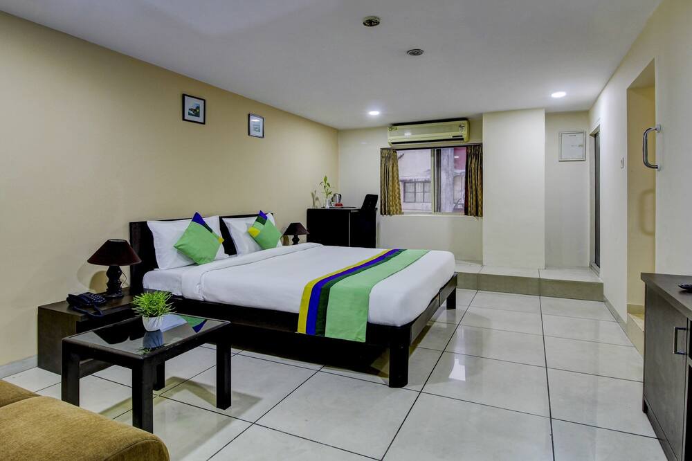 Photo of Bedroom in Mahabaleshwar