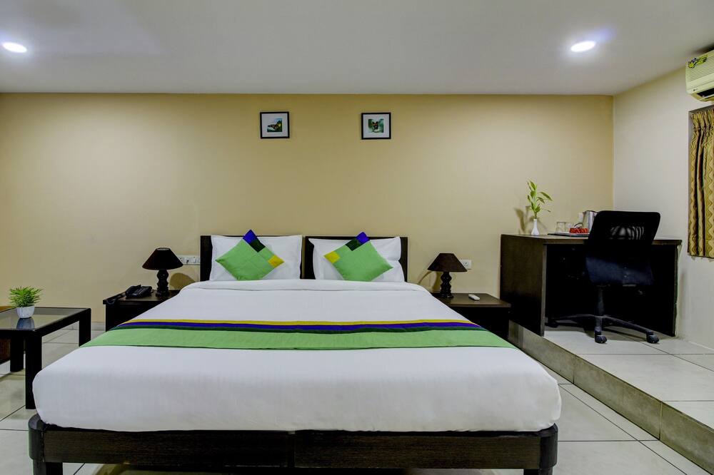Photo of Bedroom in Mahabaleshwar