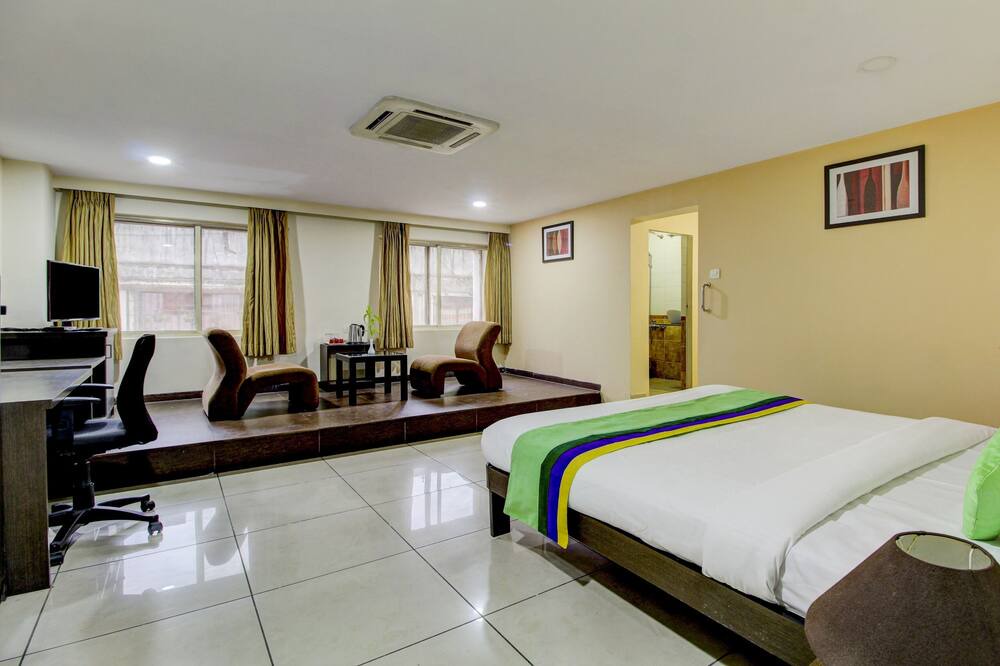 Photo of Bedroom in Mahabaleshwar