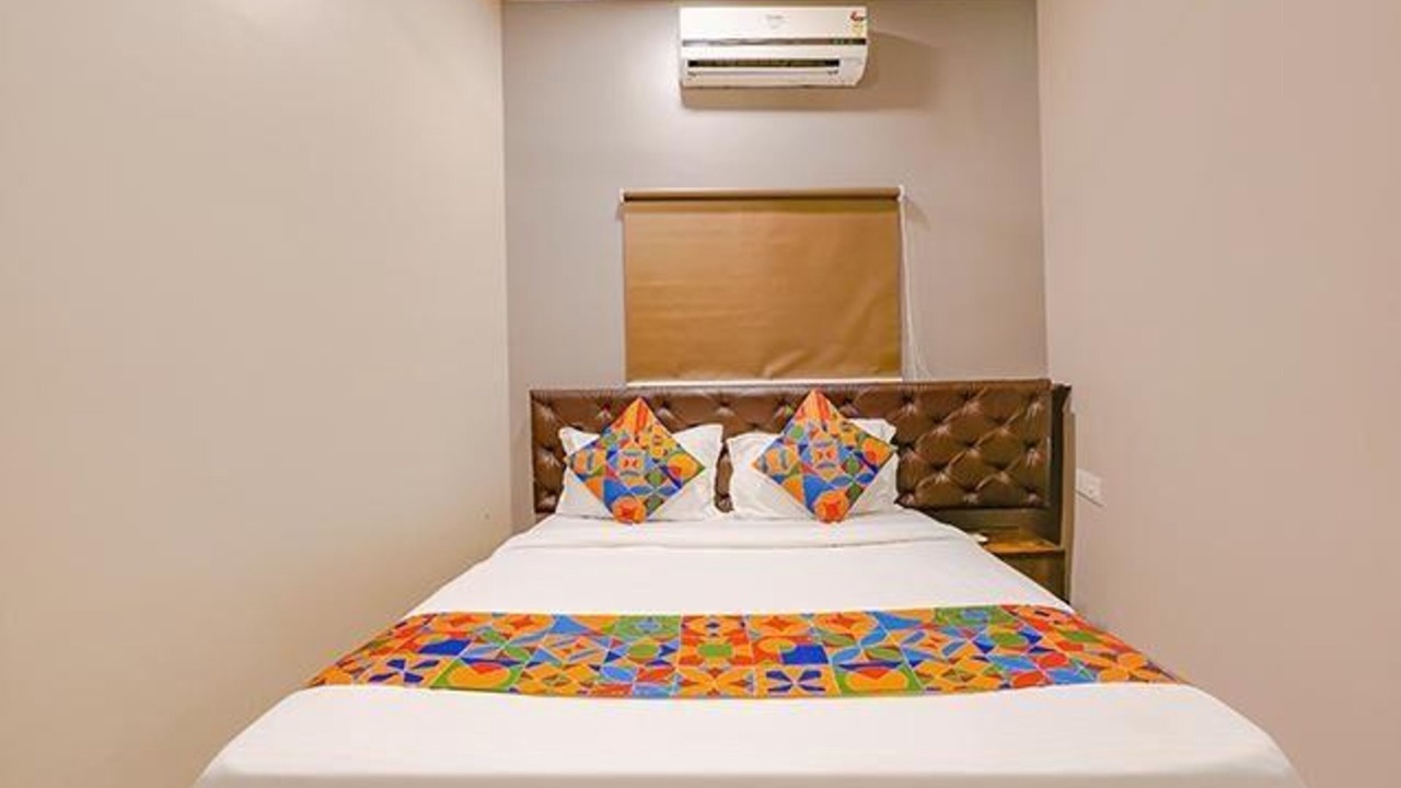 Photo of Bedroom in Marol