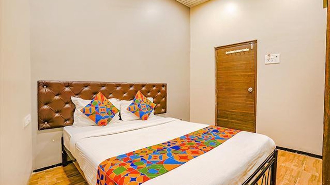 Photo of Bedroom in Marol