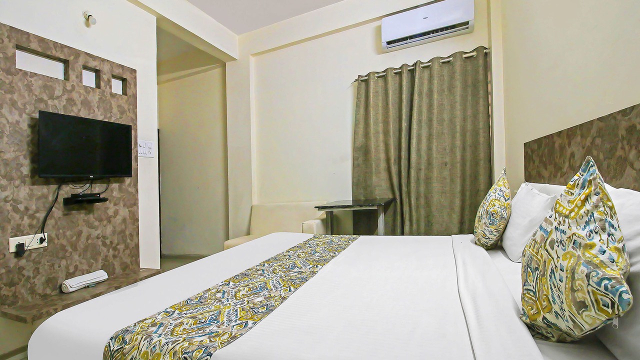 Photo of Bedroom in Bhopal