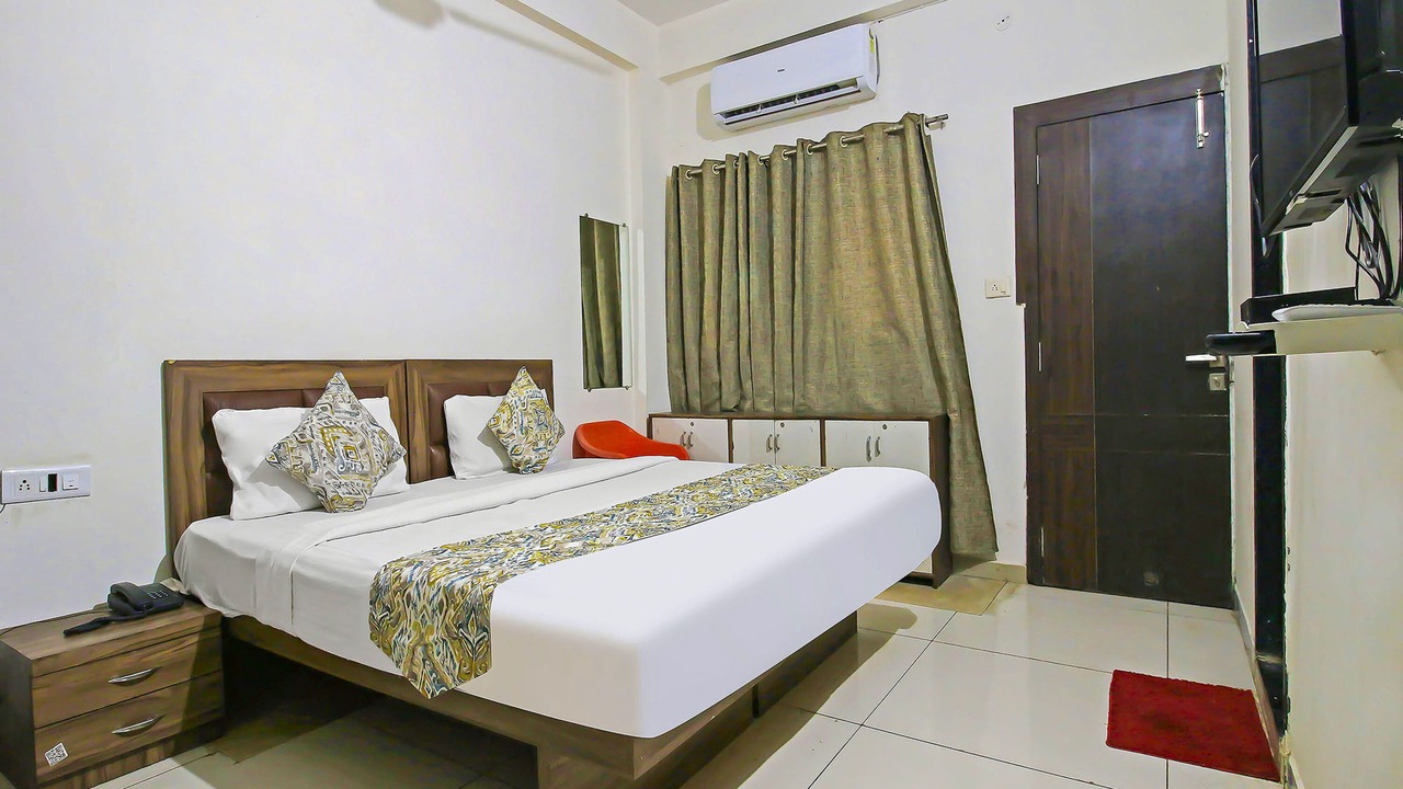 Photo of Bedroom in Bhopal