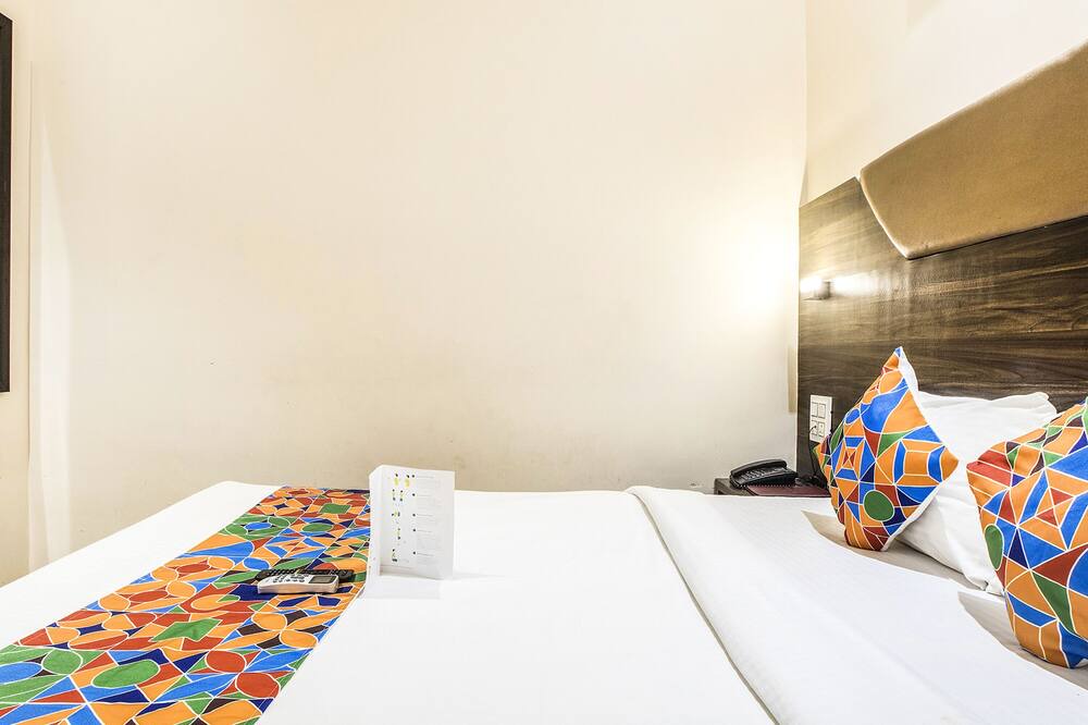 Photo of Bedroom in J B Nagar
