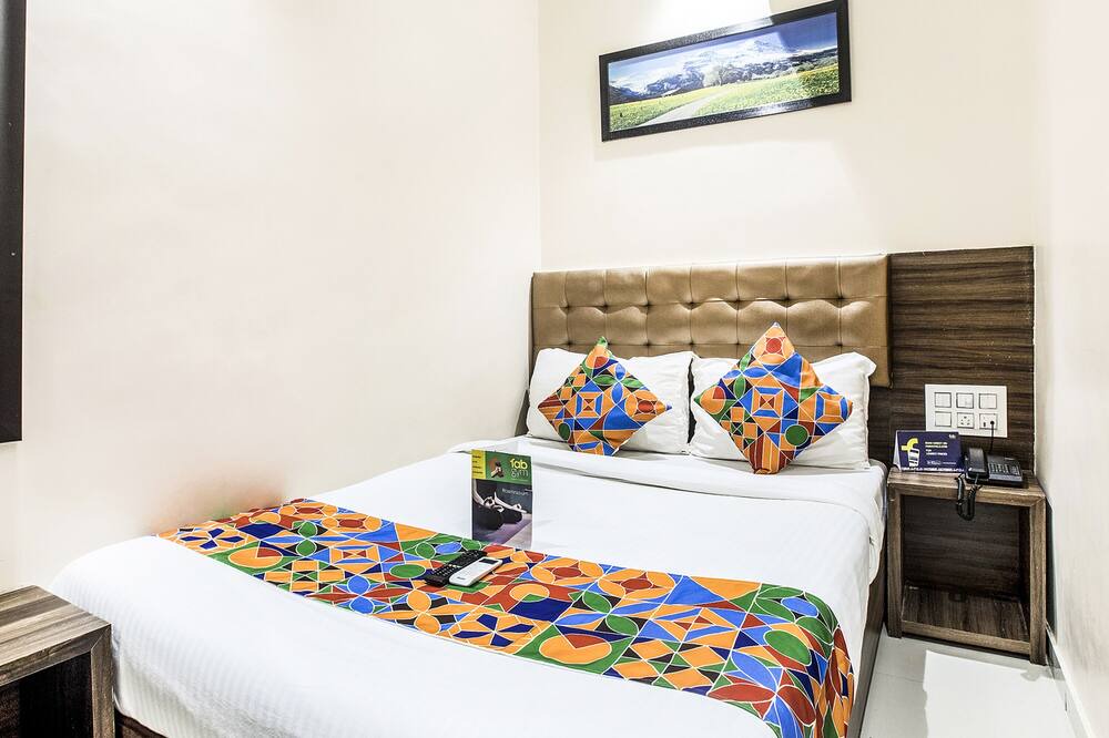 Photo of Bedroom in J B Nagar
