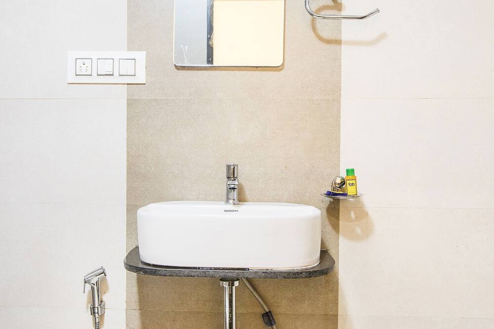 Photo of Bathroom in J B Nagar