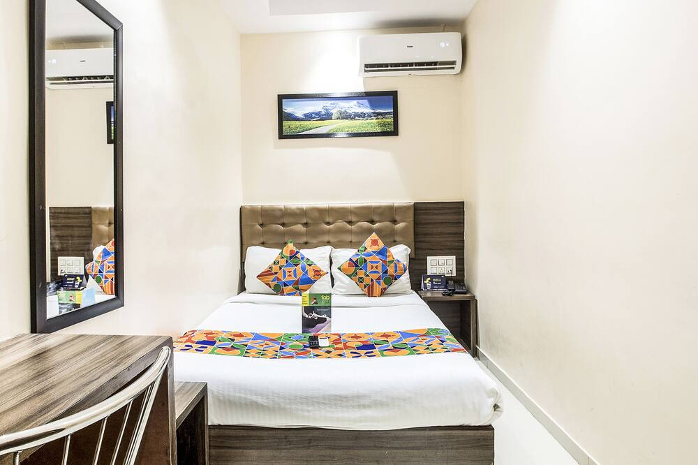 Photo of Bedroom in J B Nagar