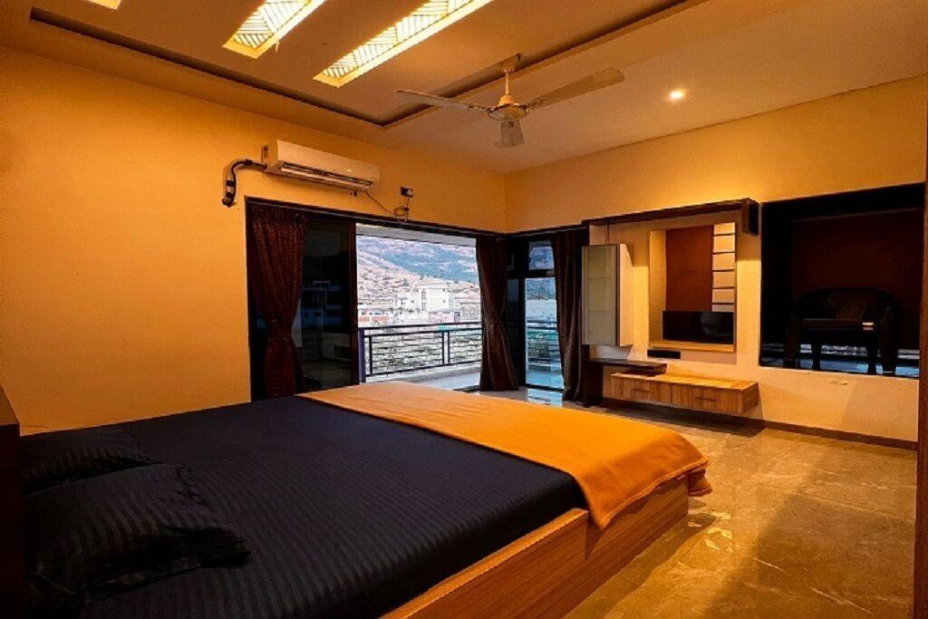 Photo of Bedroom in Lonavala