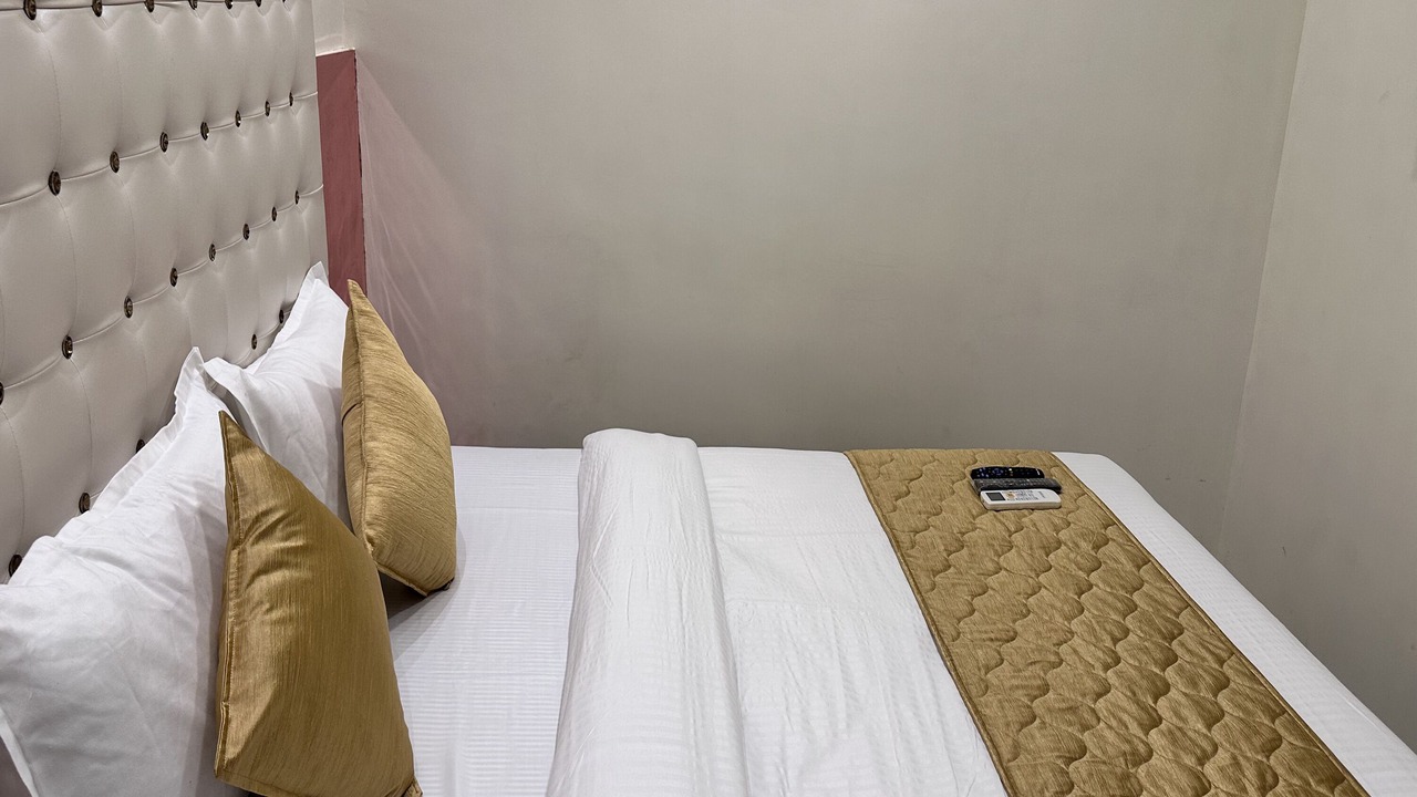 Photo of Bedroom in Sakinaka