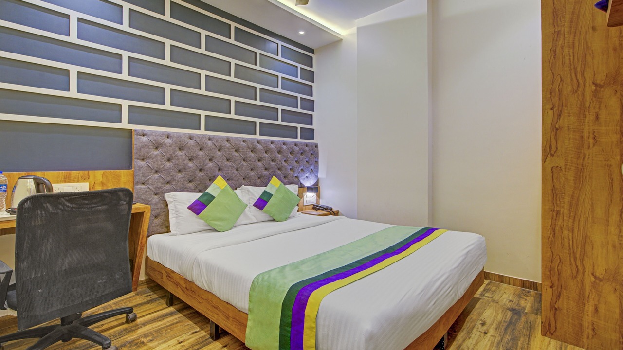 Photo of Bedroom in Marol