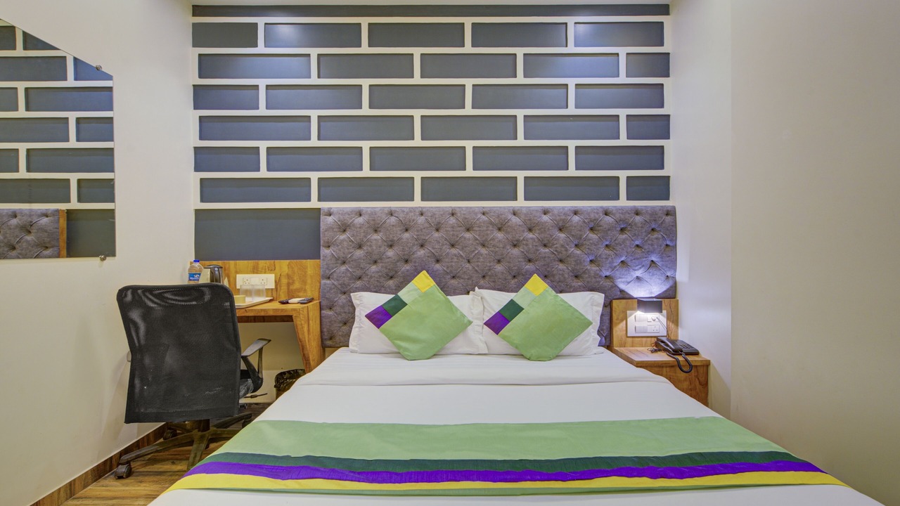 Photo of Bedroom in Marol