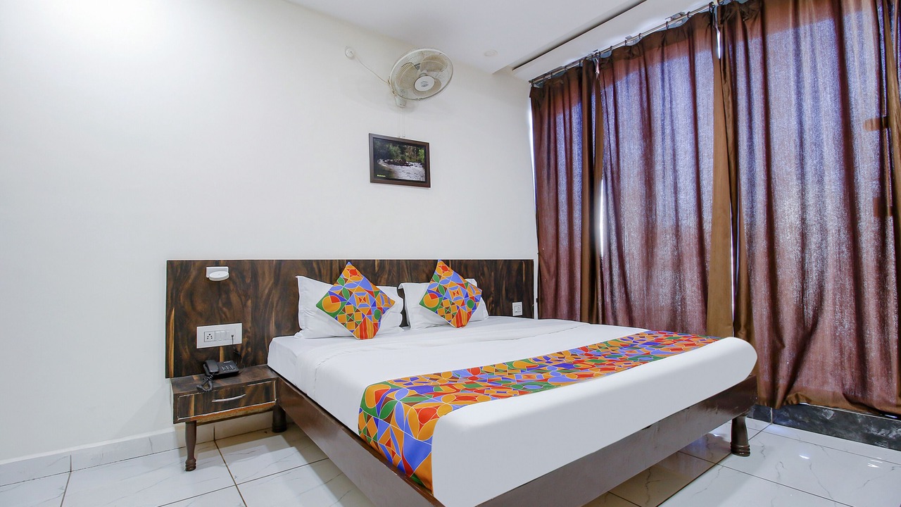 Photo of Bedroom in Bhopal