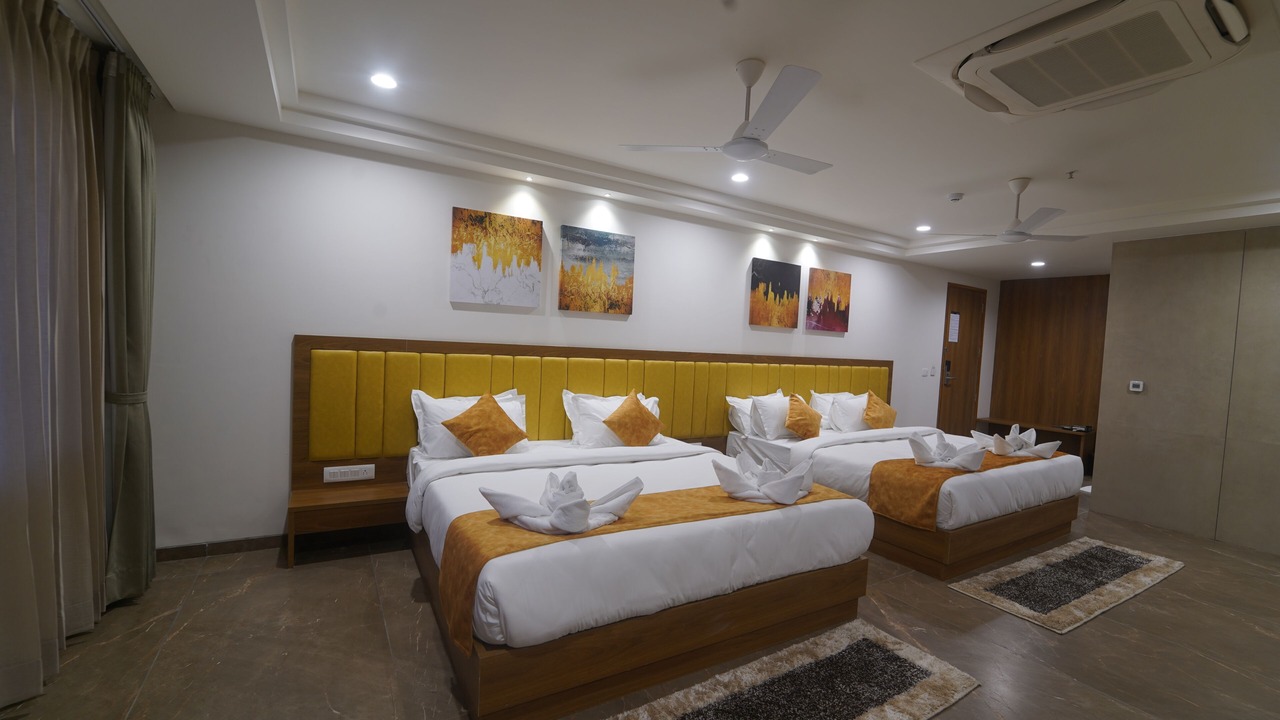 Photo of Bedroom in Rajpipla
