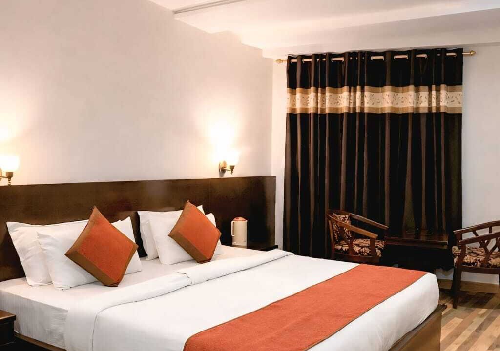 Photo of Bedroom in Taj Ganj