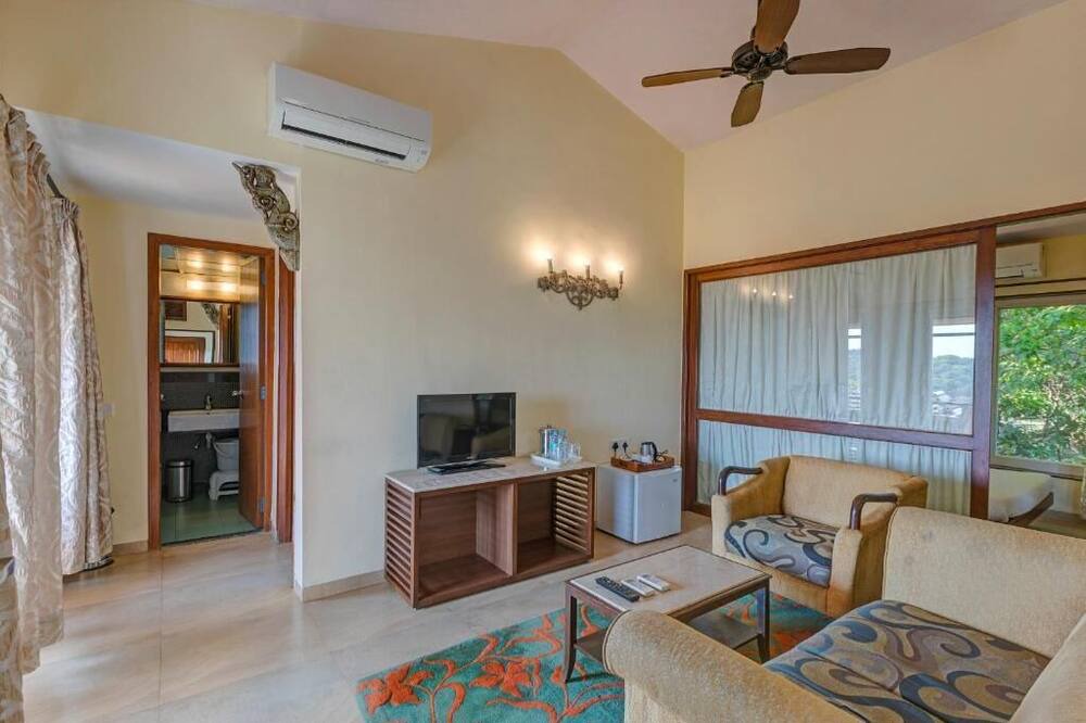 Photo of Livingroom in Old Mahabaleshwar