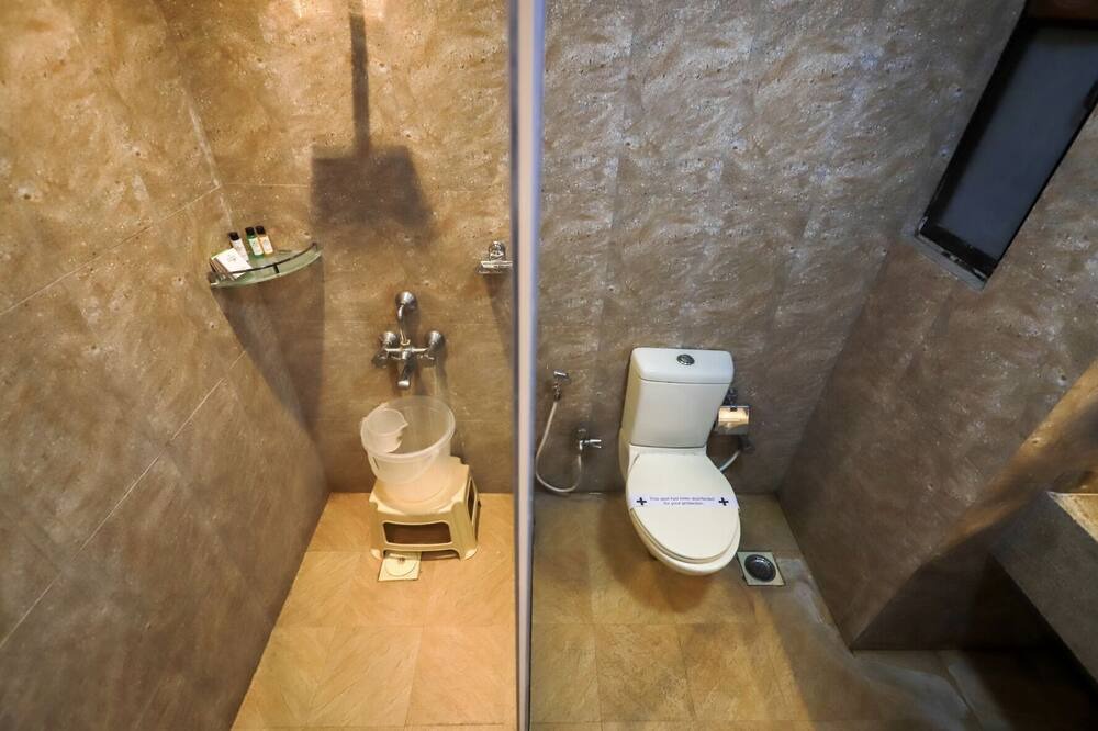 Photo of Bathroom in Karnala