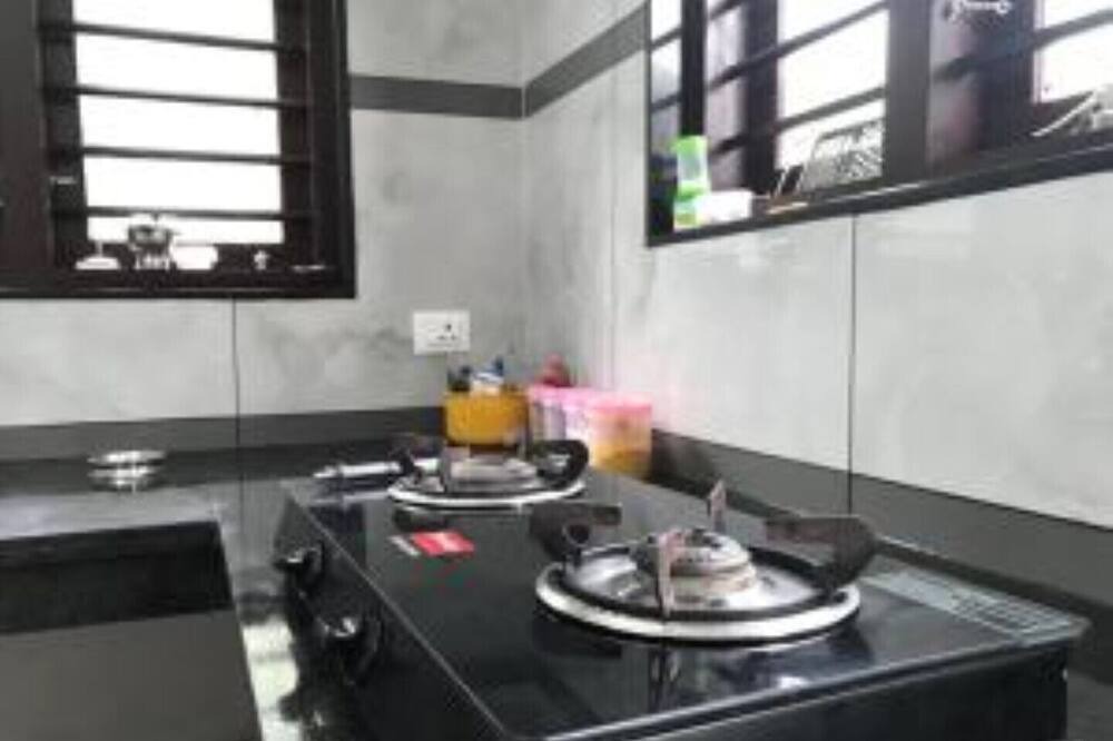 Photo of Kitchen in Anaviratty