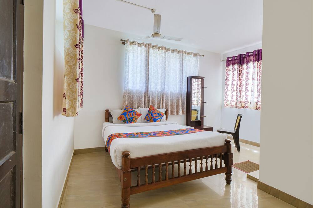 Photo of Bedroom in Madikeri