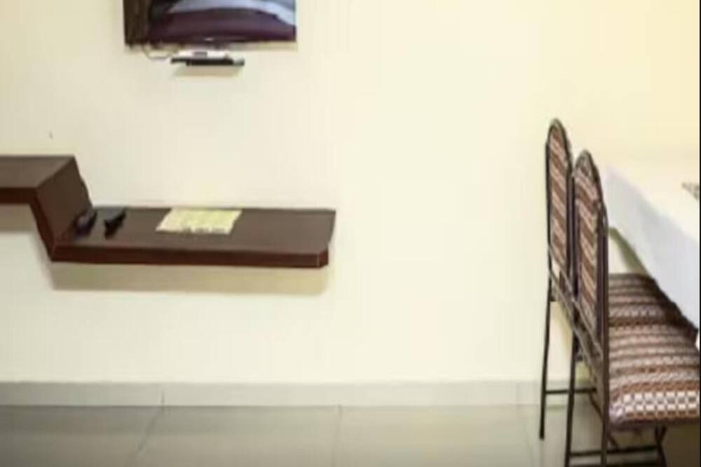 Photo of Bedroom in Airoli