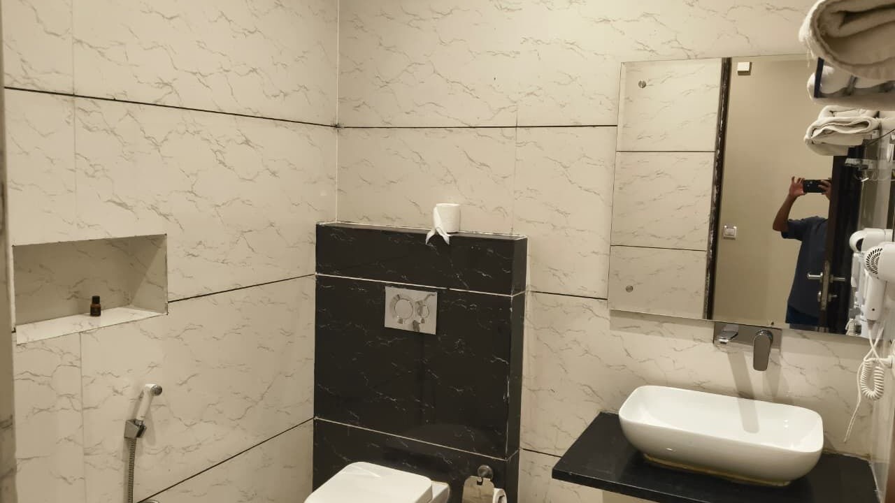 Photo of Bathroom in Dunda