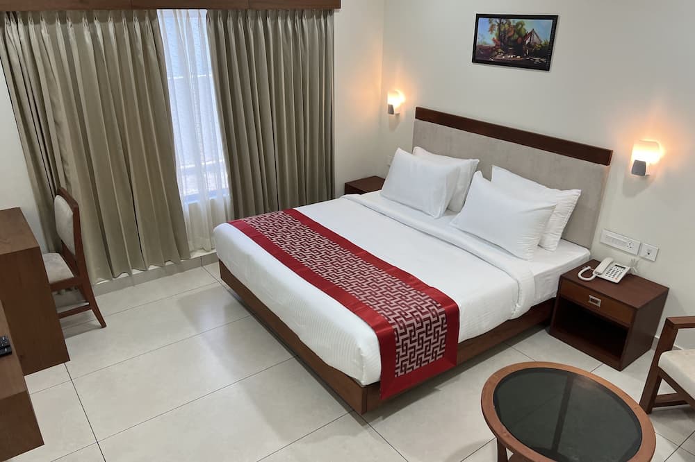 Photo of Bedroom in Thampanoor