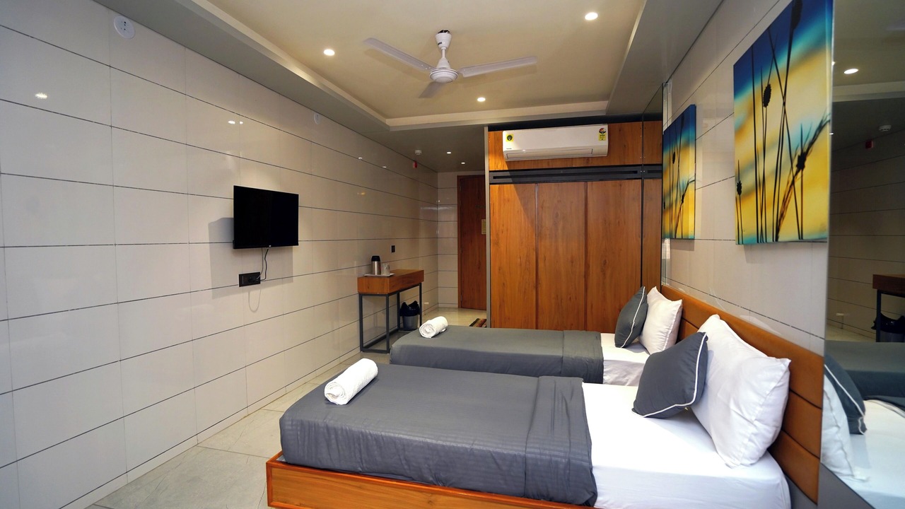 Photo of Bedroom in Rajkot