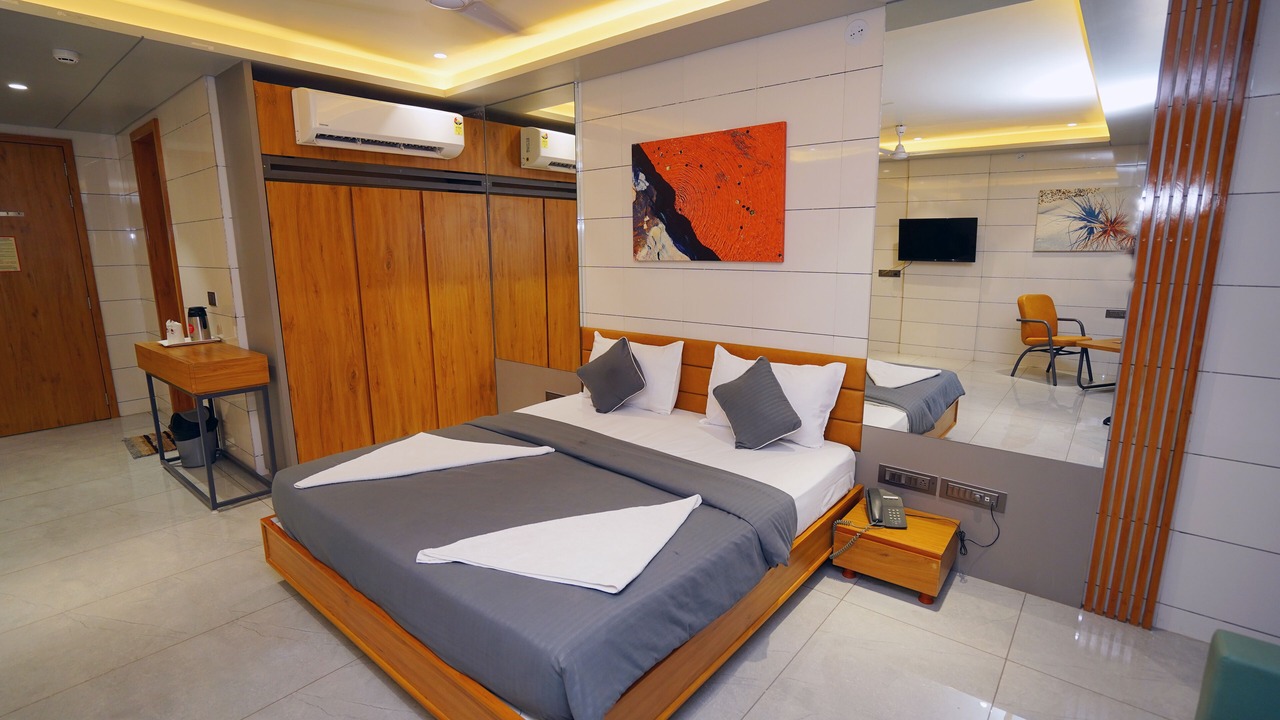 Photo of Bedroom in Rajkot