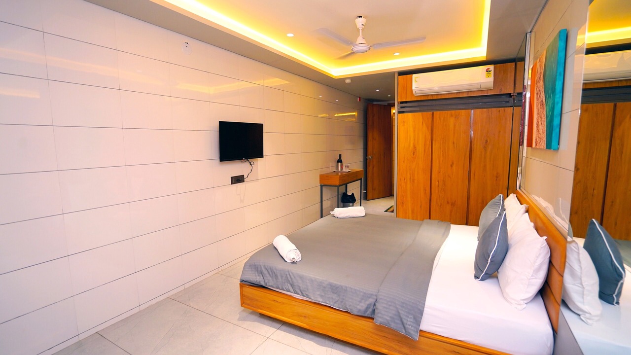 Photo of Bedroom in Rajkot
