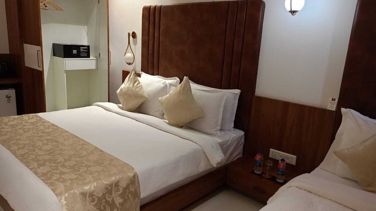 Photo of Bedroom in Ambaji