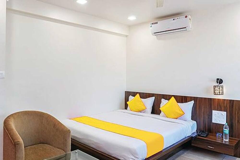 Photo of Bedroom in Parner