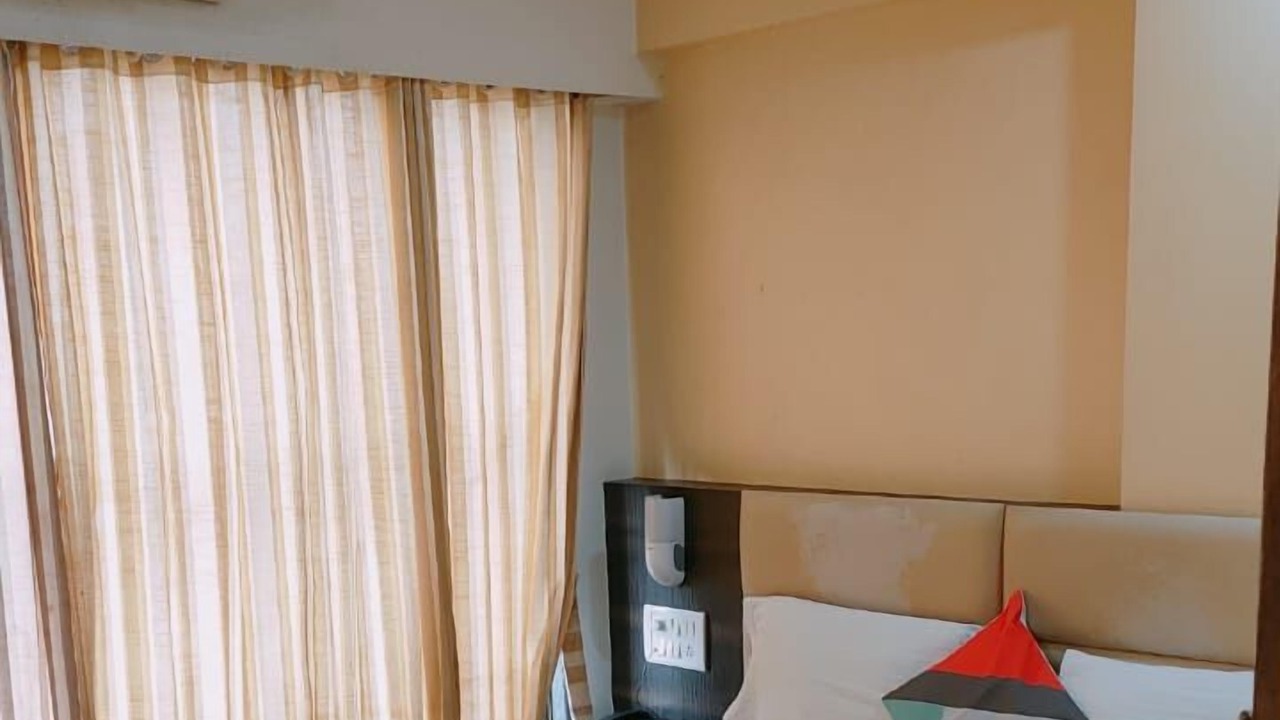 Photo of Bedroom in Marol