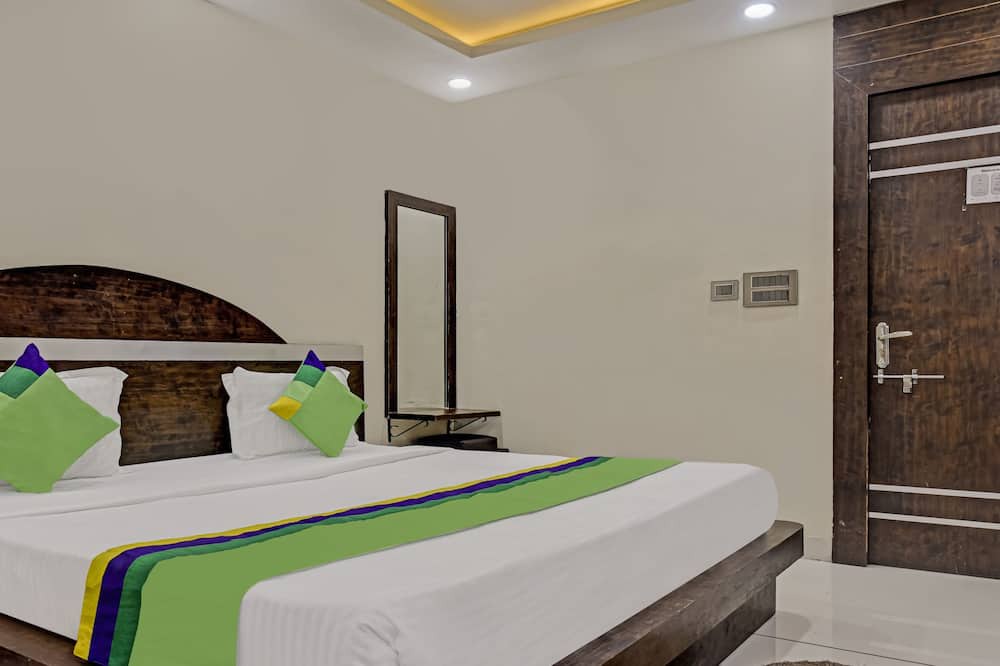 Photo of Bedroom in Bhopal
