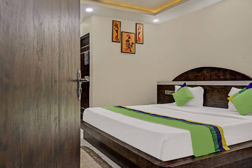 Photo of Bedroom in Bhopal