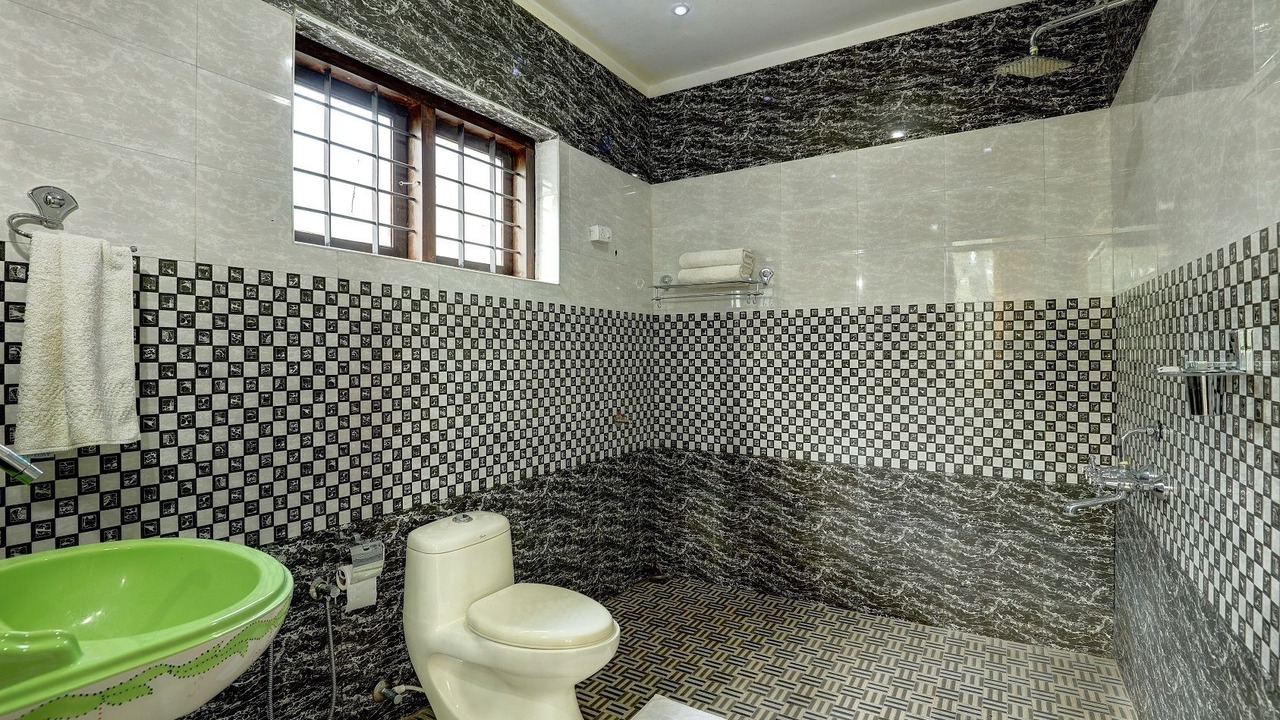 Photo of Bathroom in Kumily