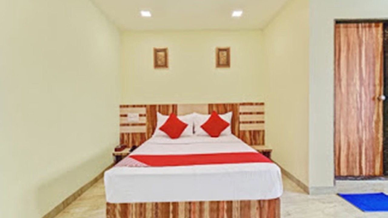 Photo of Bedroom in Daulatabad