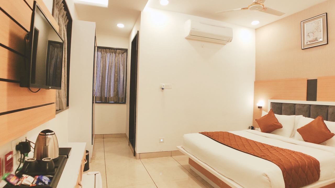 Photo of Bedroom in Bhopal