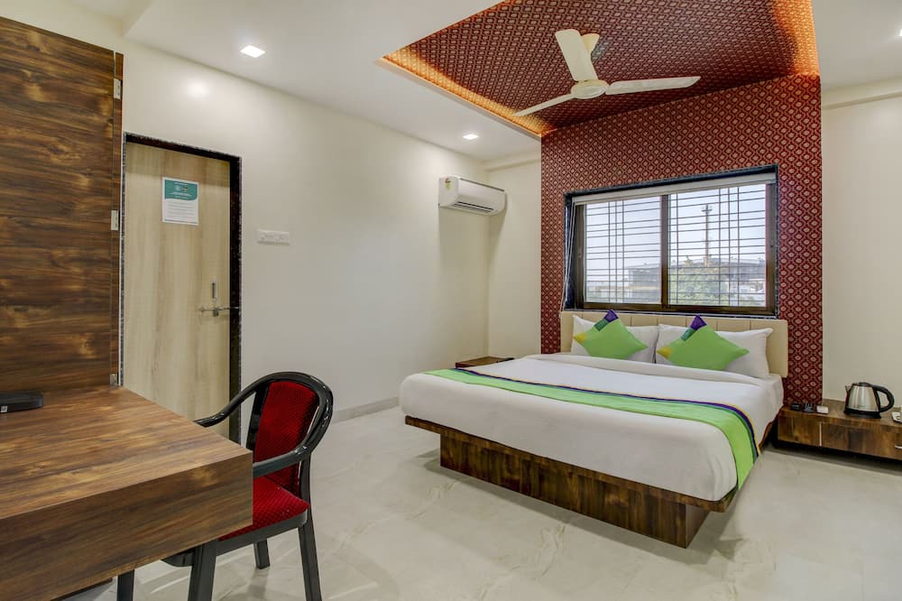 Photo of Bedroom in Baramati