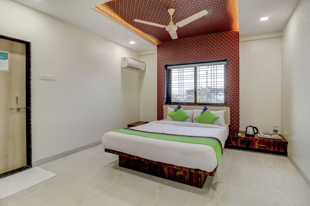 Photo of Bedroom in Baramati